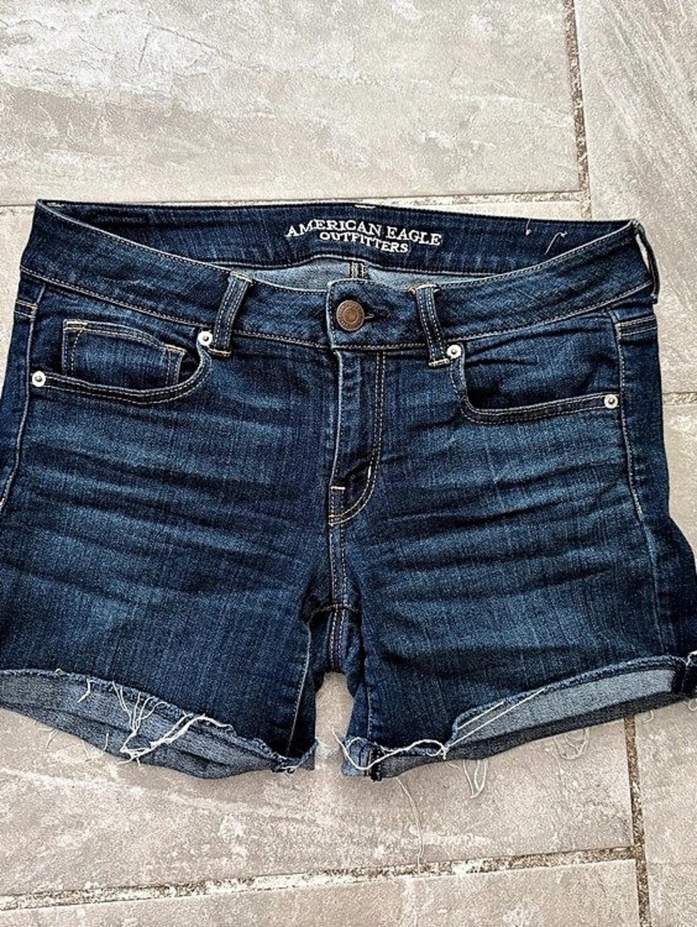 American Eagle Women's Raw Hem Denim Jean Shorts in Blue